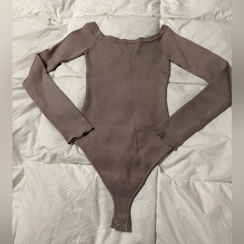 Good American Ribbed Knit Bodysuit - NWOT - Size 3 (L) Beige - Picture 3 of 11